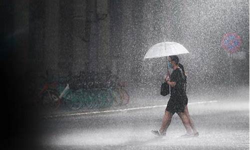 北京今晚将有大到暴雨_北京今晚将有大到暴雨图片